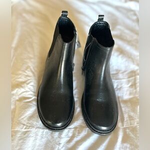 Zara Black Leather Chelsea Boot - NWT - Youth Size US 2